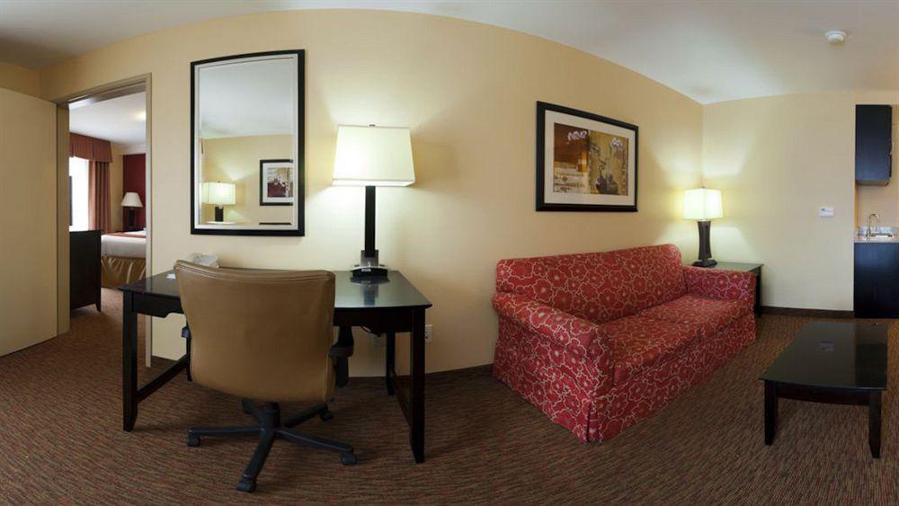Holiday Inn Express & Suites Schererville, An Ihg Hotel Buitenkant foto